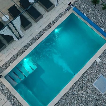Holiday House Tos-Vila With Heated Pool Vrbnik Bagian luar foto